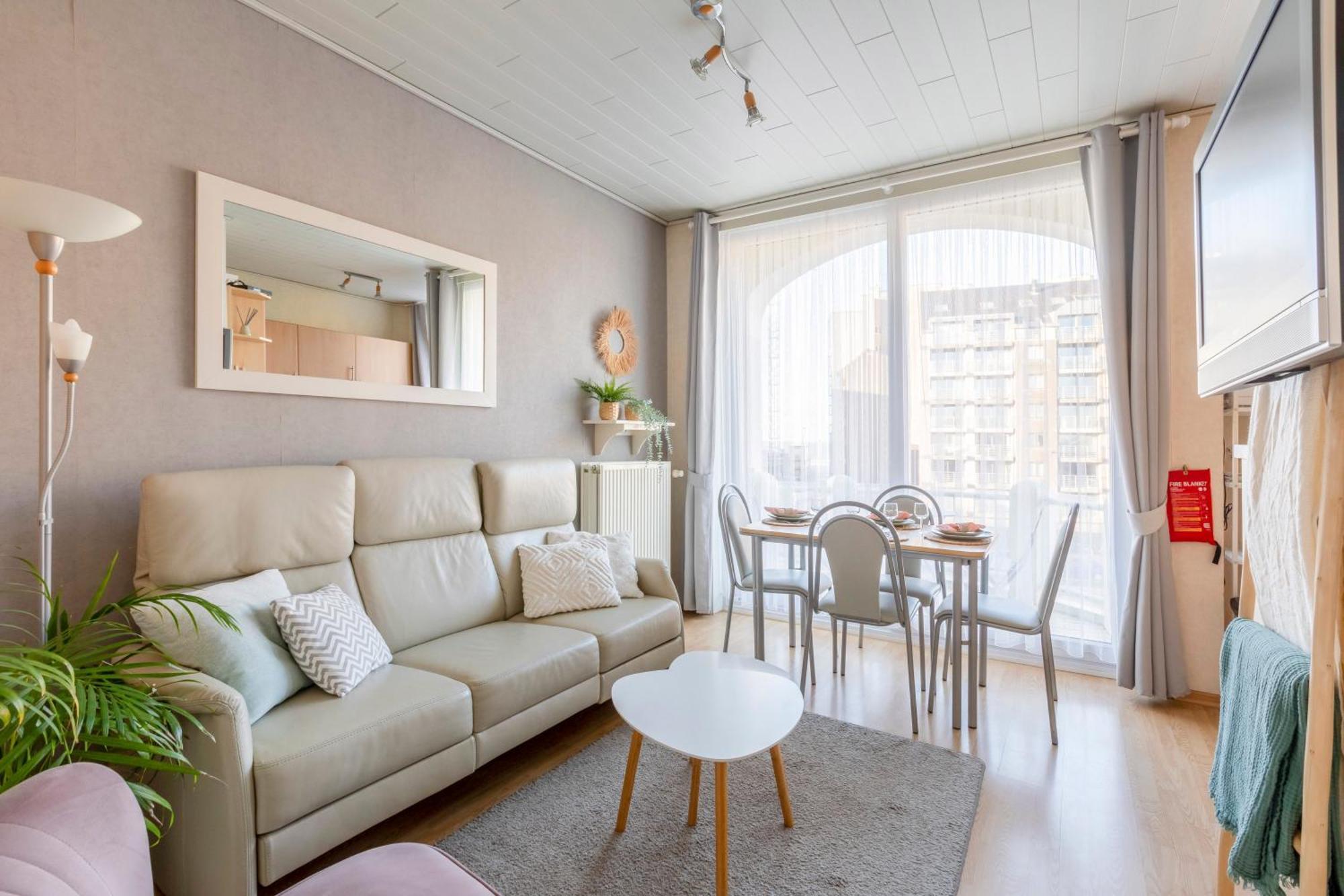 Cosy Apartment 150M From The Beach Бланкенберге Екстериор снимка